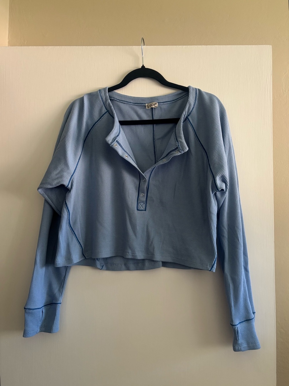 Light Blue Waffle Henley Long-Sleeve Crop Top - Women